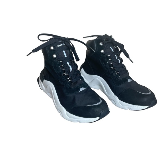 SOREL Kinetic RNEGD Conquest Waterproof Sneakers Boots in Black $160 Sz 9 - Picture 5 of 12